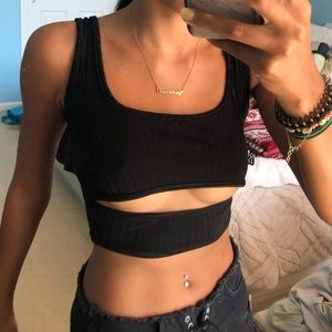 PrettyLittleThing Peekaboo Crop Top